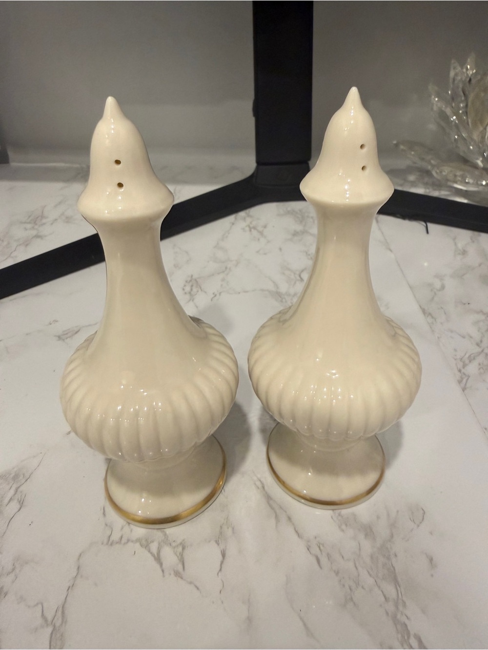 Lenox Cream Ceramic Salt and Pepper Shakers with Gold Trim